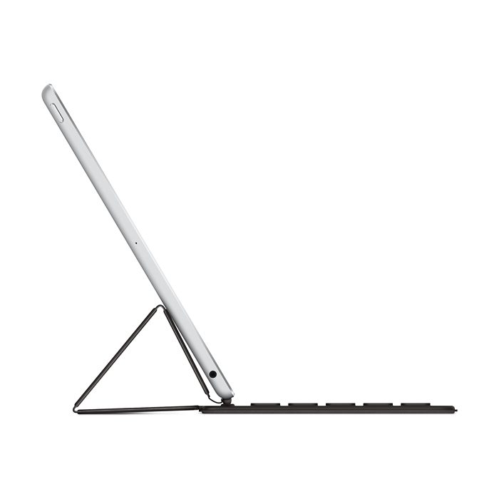 iPad_9th-Gen_Black_Smart_Keyboard_Pure_Side_Left_Type_Mode_Screen